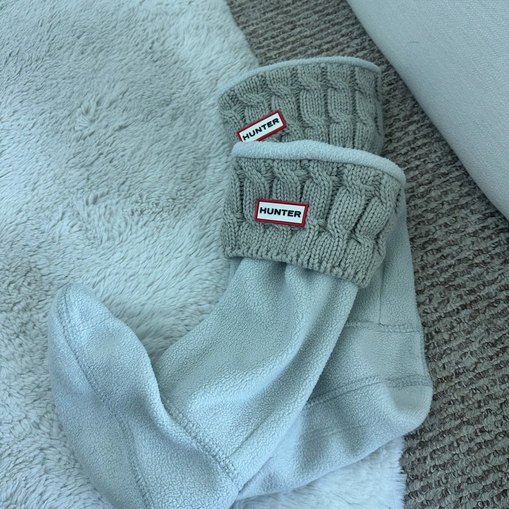 Hunter Light Gray Cable Knit Boot Socks
